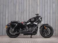 HARLEY-DAVIDSON SPORTSTER 1200