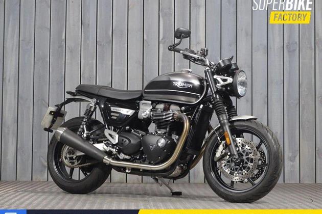 TRIUMPH SPEED TWIN 1200