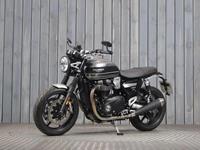 TRIUMPH SPEED TWIN 1200