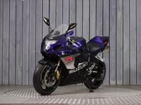 SUZUKI GSX-R750