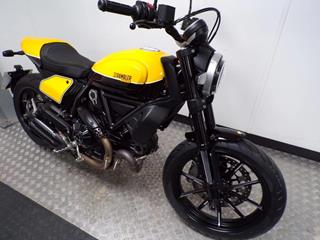 DUCATI SCRAMBLER 800 