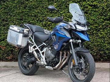 TRIUMPH TIGER 1200 GT PRO