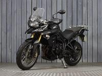 TRIUMPH TIGER 800