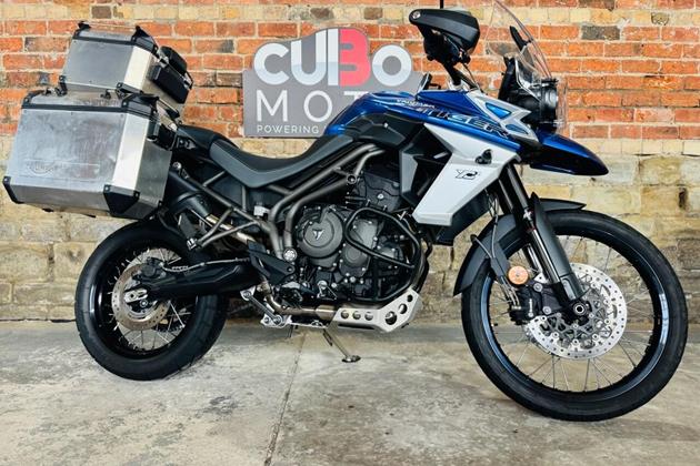 TRIUMPH TIGER 800 XC