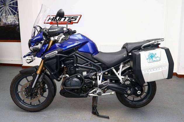 TRIUMPH TIGER 1200 EXPLORER