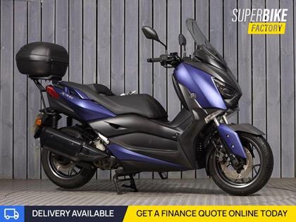 YAMAHA XMAX 300