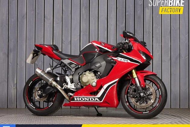 HONDA CBR1000RR FIREBLADE