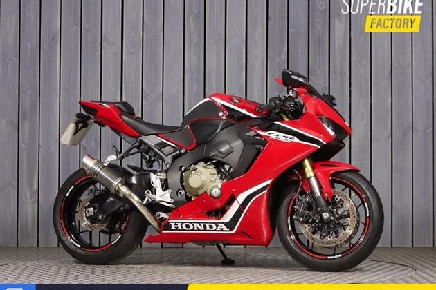 HONDA CBR1000RR FIREBLADE