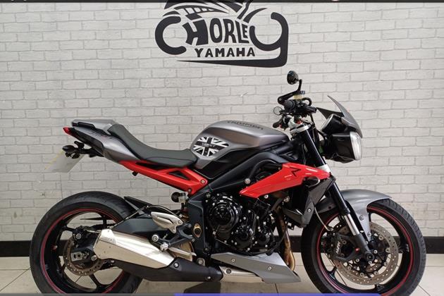 TRIUMPH STREET TRIPLE R