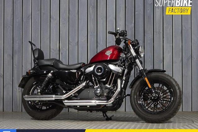 HARLEY-DAVIDSON SPORTSTER 1200