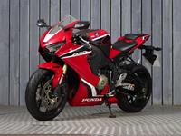 HONDA CBR1000RR FIREBLADE