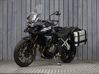 TRIUMPH TIGER 900