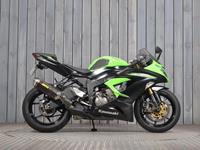 KAWASAKI ZX-6R