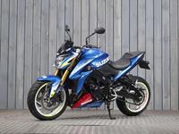 SUZUKI GSX-S1000