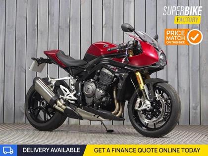 TRIUMPH SPEED TRIPLE 1200 RR