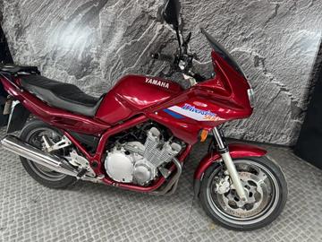 YAMAHA XJ900