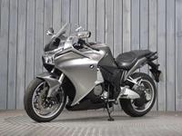 HONDA VFR1200F