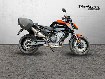 KTM 890 DUKE