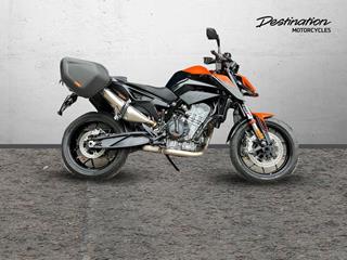 KTM 890 DUKE 