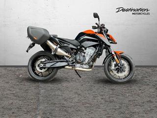 KTM 890 DUKE 