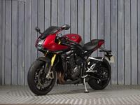 TRIUMPH SPEED TRIPLE 1200 RR