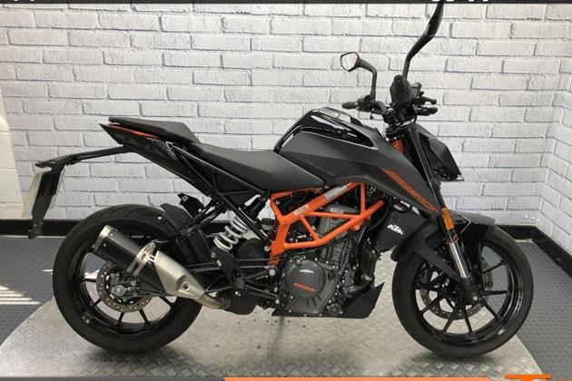 KTM 390 DUKE