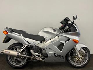 HONDA VFR800 