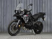 TRIUMPH TIGER 800