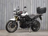 TRIUMPH TIGER 800