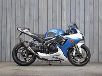 SUZUKI GSX-R750