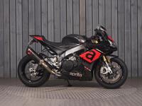 APRILIA RSV4