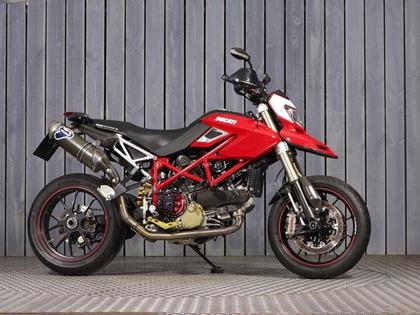 DUCATI HYPERMOTARD 1100