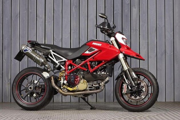 DUCATI HYPERMOTARD 1100