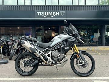 TRIUMPH TIGER 1200 RALLY PRO