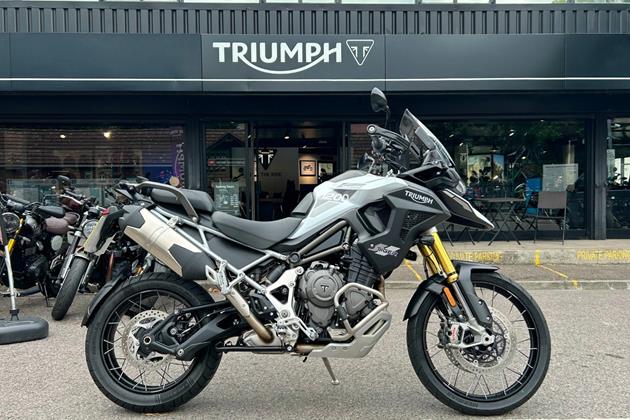 TRIUMPH TIGER 1200 RALLY PRO