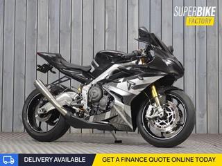 TRIUMPH DAYTONA MOTO2 765 