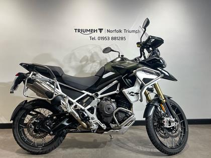 TRIUMPH TIGER 1200 RALLY PRO