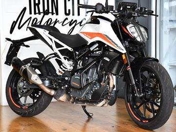 KTM 390 DUKE