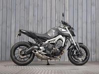 YAMAHA MT-09