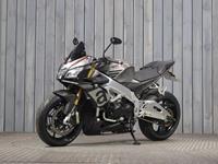 APRILIA TUONO V4 1100 RR