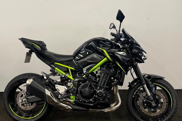 KAWASAKI Z900