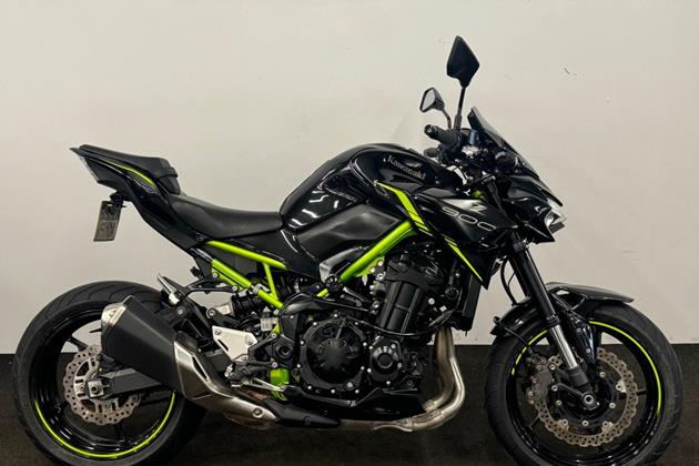 KAWASAKI Z900