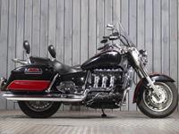 TRIUMPH ROCKET III TOURING