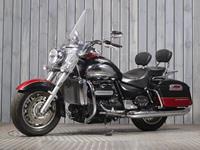 TRIUMPH ROCKET III TOURING