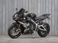 TRIUMPH DAYTONA MOTO2 765