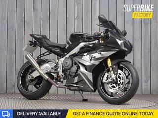 TRIUMPH DAYTONA MOTO2 765 