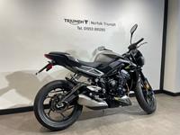 TRIUMPH STREET TRIPLE 765 R