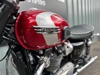 TRIUMPH BONNEVILLE T120