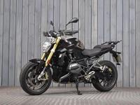 BMW R1200R