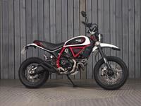 DUCATI SCRAMBLER 800